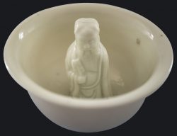 Porcelaine Epoque Transition, fin de la période Ming (1368-1644), début de la période Qing (1644-1911), circa 1643., Chine Porcelaine Epoque Transition, fin de la période Ming (1368-1644), début de la période Qing (1644-1911), circa 1643., Chine