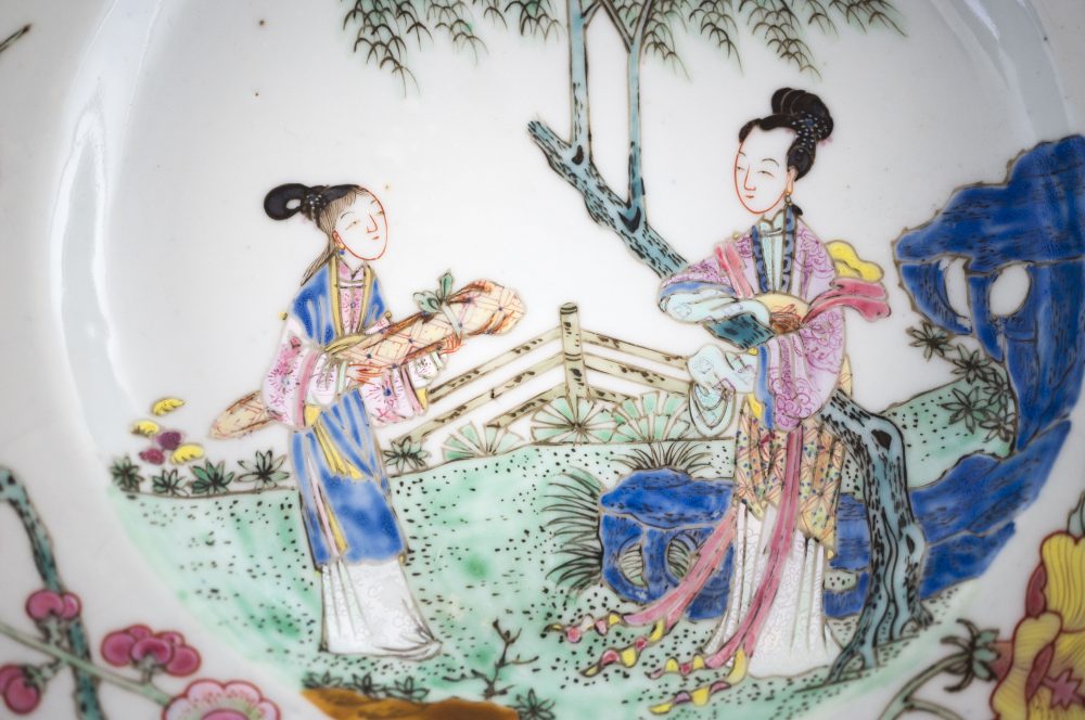 Famille rose Porcelaine Yongzheng (1723-1735), circa 1730, Chine Famille rose Porcelaine Yongzheng (1723-1735), circa 1730, Chine