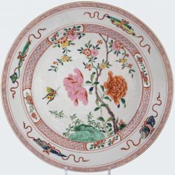 Famille rose Porcelaine  Yongzheng (1723-1735), circa 1725 , 