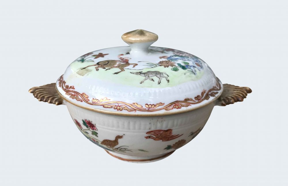 Famille rose Porcelaine Qianlong (1735-1795), circa 1735-1750, Chine Famille rose Porcelaine Qianlong (1735-1795), circa 1735-1750, Chine