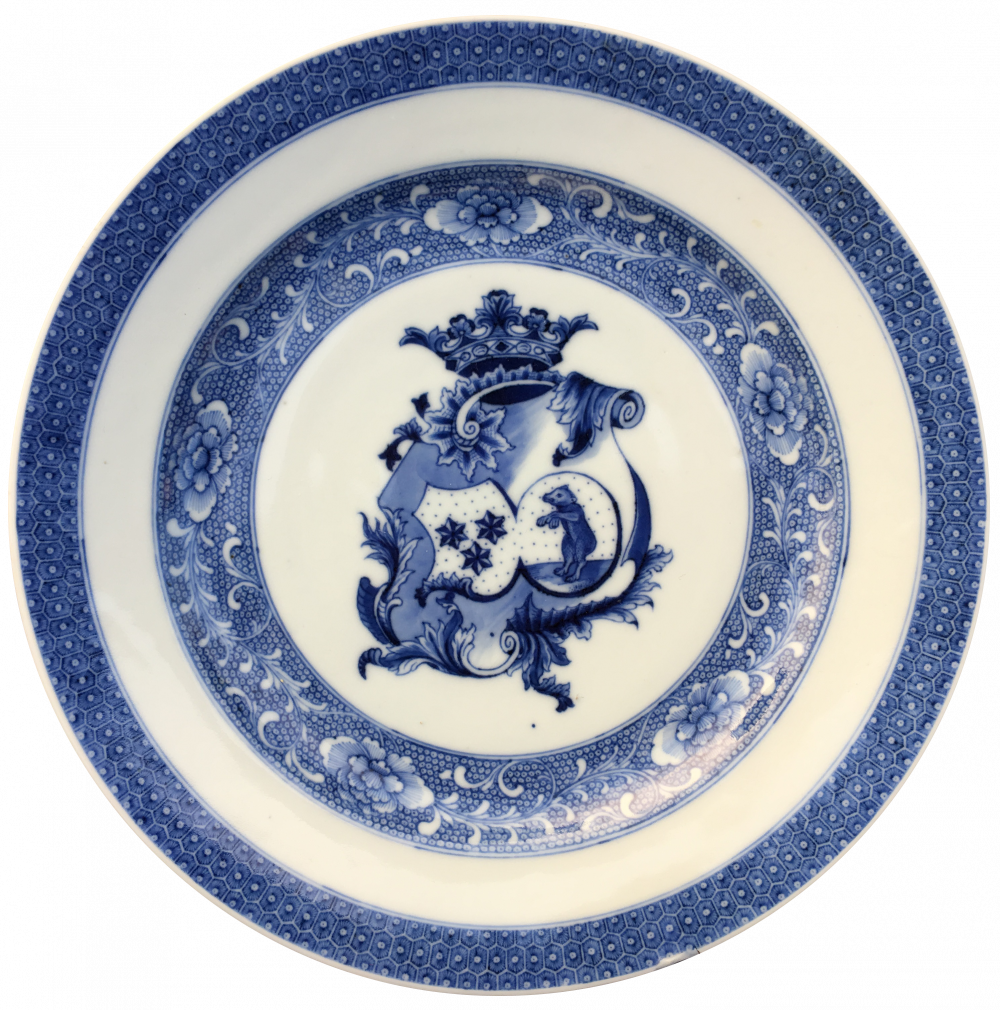 Porcelaine Qianlong (1735-1795), circa 1755, Chine Porcelaine Qianlong (1735-1795), circa 1755, Chine