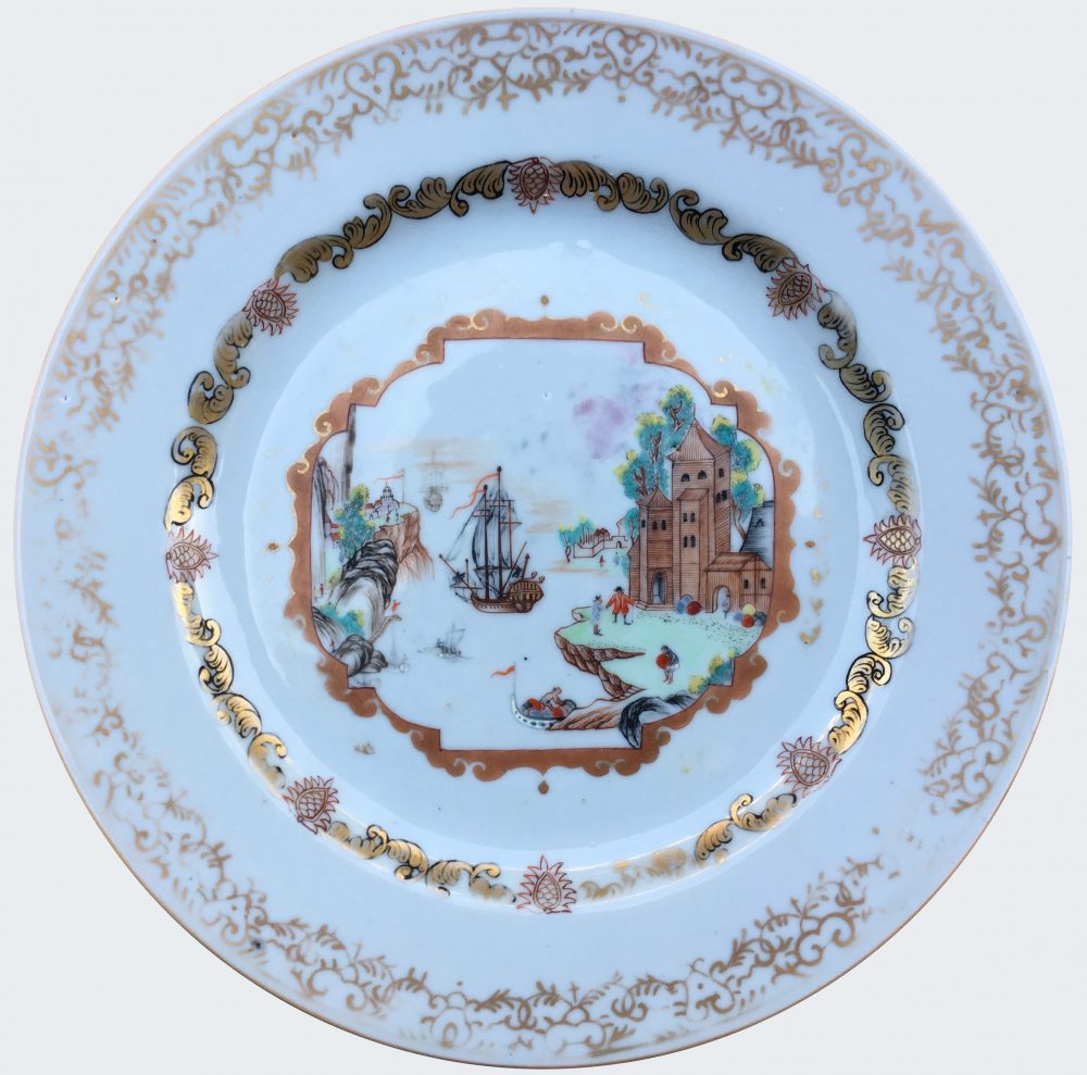 Porcelaine Qianlong (1736-1795), circa 1740, Chine Porcelaine Qianlong (1736-1795), circa 1740, Chine
