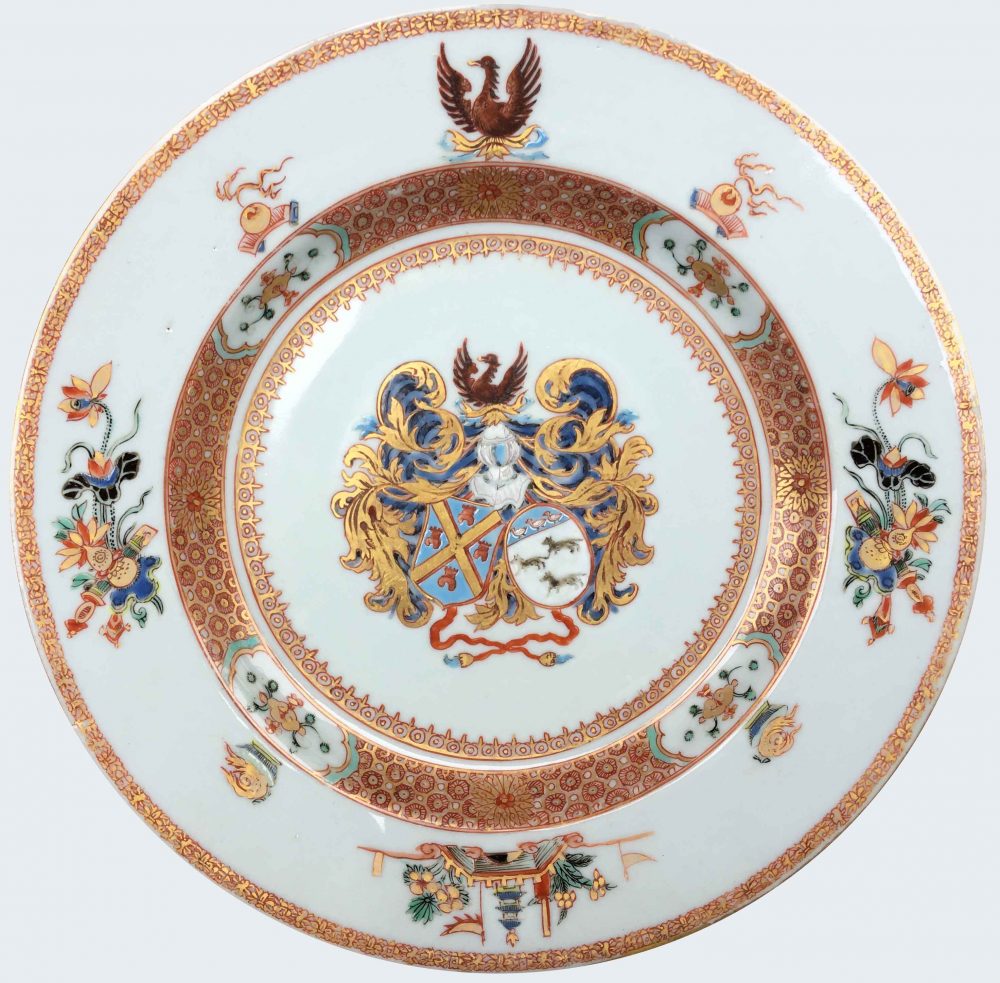 Porcelaine Yongzheng (1723-1735), circa 1725-1730, Chine Porcelaine Yongzheng (1723-1735), circa 1725-1730, Chine