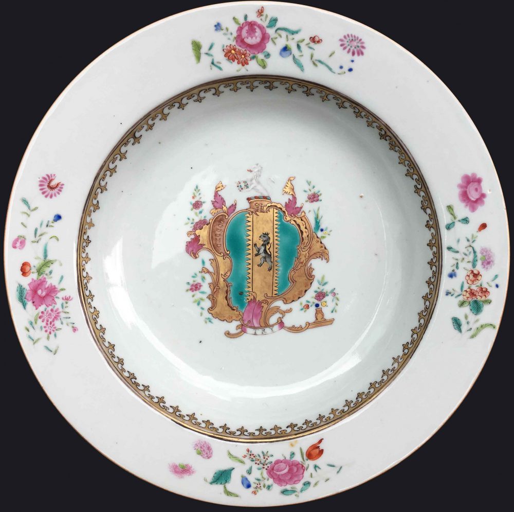 Porcelaine Qianlong (1735-1795), circa 1760, Chine Porcelaine Qianlong (1735-1795), circa 1760, Chine