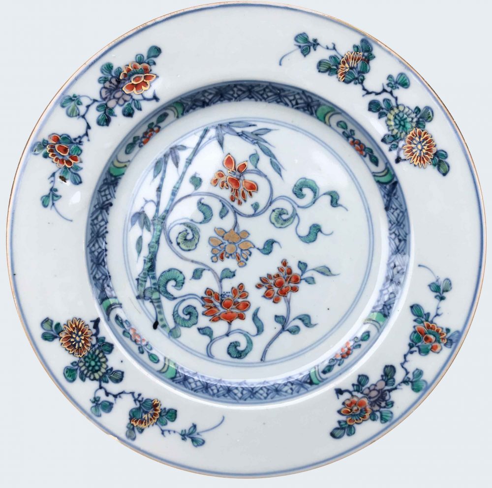 Porcelaine Kangxi (1662-1722) ou Yongzheng (1723-1735), Chine Porcelaine Kangxi (1662-1722) ou Yongzheng (1723-1735), Chine