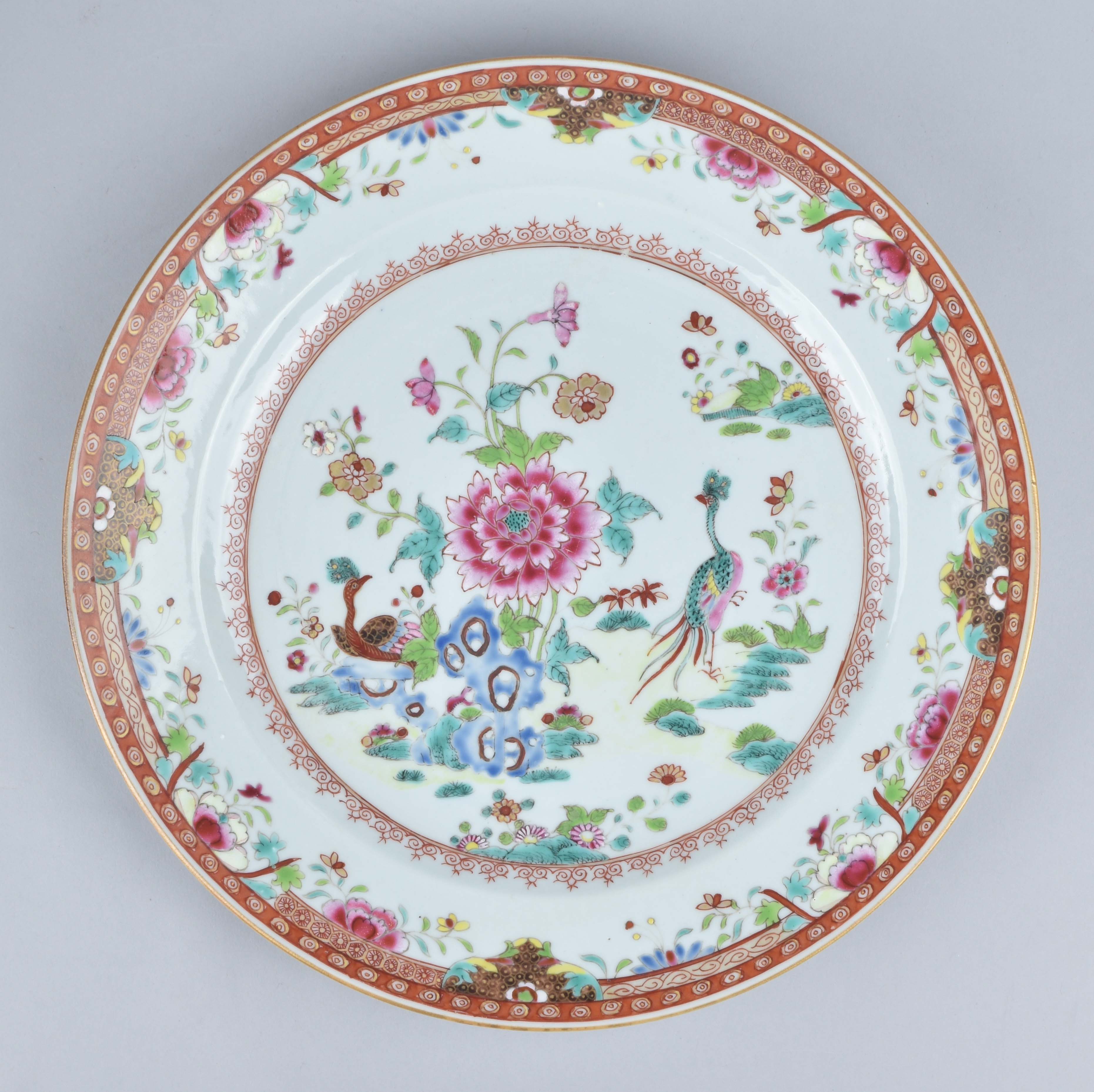 Famille rose Porcelaine Qianlong (1735-1795), circa 1775, Chine Famille rose Porcelaine Qianlong (1735-1795), circa 1775, Chine