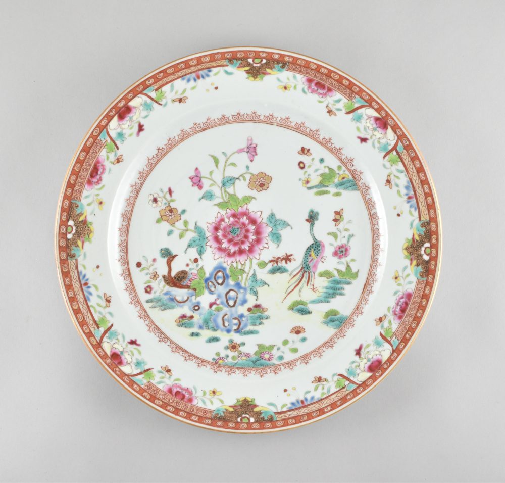 Famille rose Porcelaine Qianlong (1735-1795), circa 1775, Chine Famille rose Porcelaine Qianlong (1735-1795), circa 1775, Chine