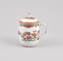 Famille rose Porcelaine Qianlong (1735-1795), circa 1750, Chine Famille rose Porcelaine Qianlong (1735-1795), circa 1750, Chine