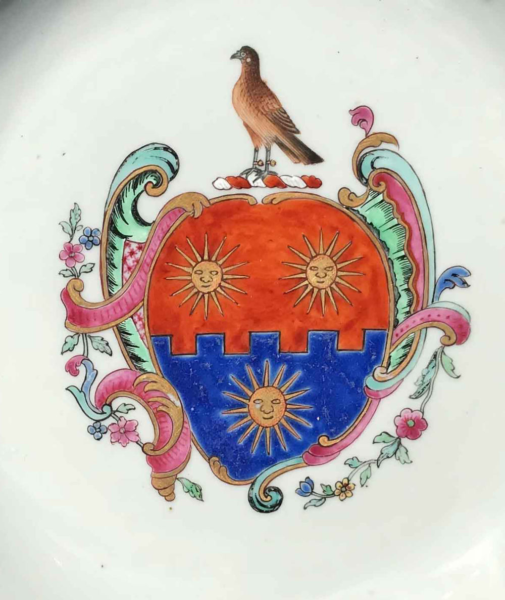 Famille rose Porcelaine Qianlong (1735-1795), circa 1755, Chine Famille rose Porcelaine Qianlong (1735-1795), circa 1755, Chine
