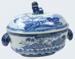 Porcelaine Qianlong (1735-1795), circa 1730/1740, Chine