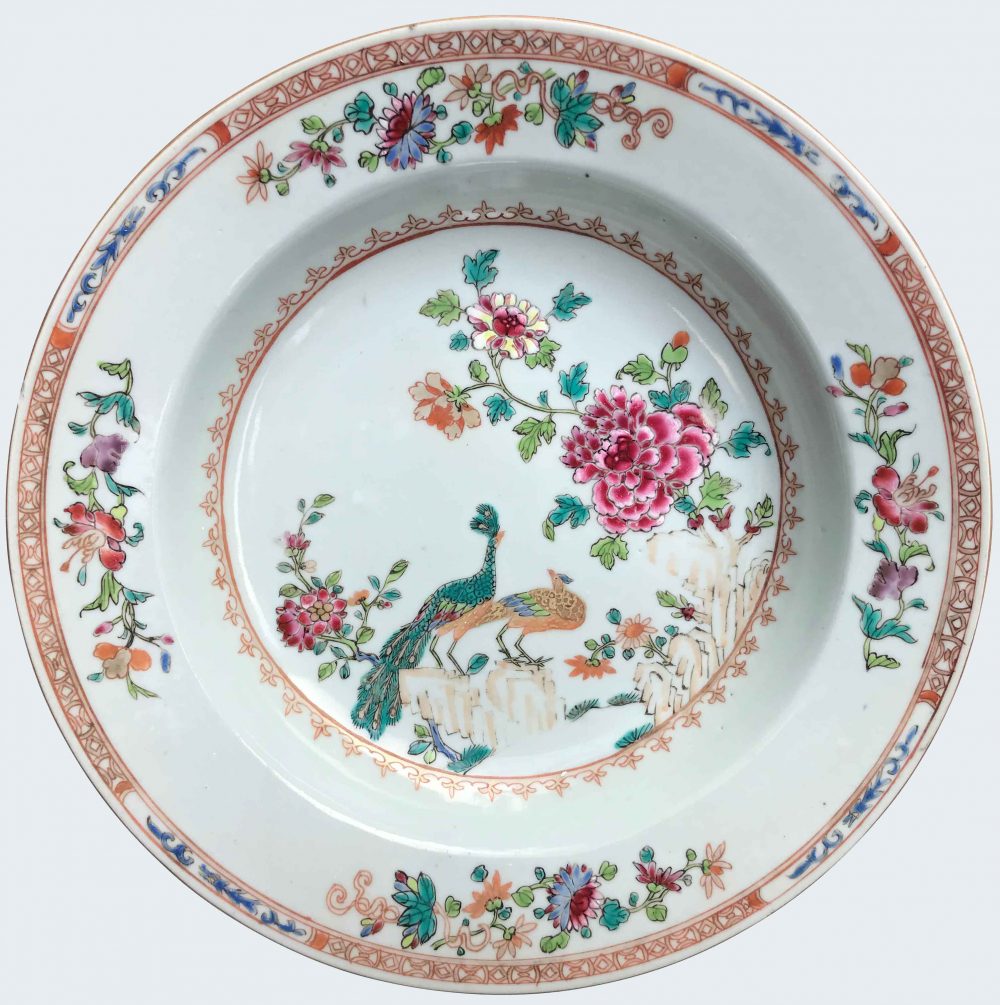 Famille rose Porcelaine Qianlong (1735-1795), circa 1760, Chine Famille rose Porcelaine Qianlong (1735-1795), circa 1760, Chine