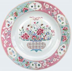 Porcelaine Yongzheng (1723-1735), circa 1735, Chine Porcelaine Yongzheng (1723-1735), circa 1735, Chine
