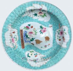 Famille rose Porcelaine Yongzheng (1723-1735), Chine Famille rose Porcelaine Yongzheng (1723-1735), Chine