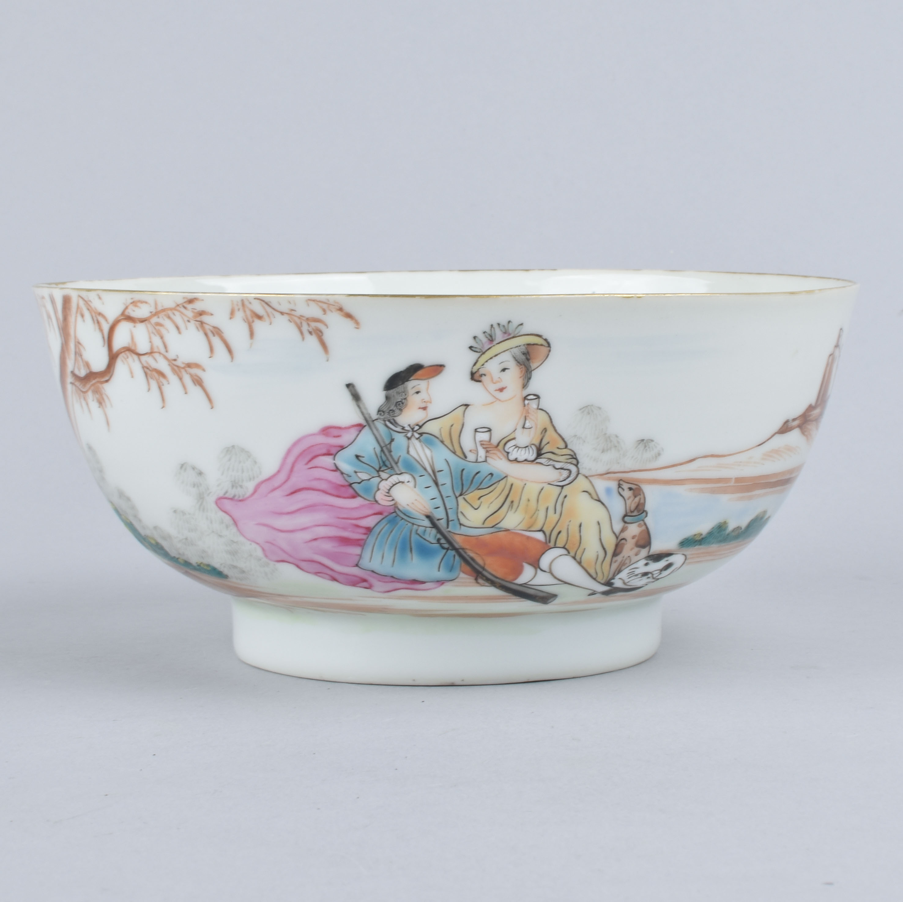 Porcelaine Qianlong (1736-1795), circa 1750, Chine Porcelaine Qianlong (1736-1795), circa 1750, Chine