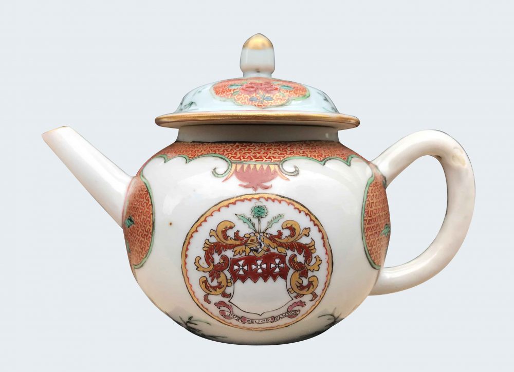 Famille rose Porcelaine Yongzheng (1723-1735), circa 1730, Chine Famille rose Porcelaine Yongzheng (1723-1735), circa 1730, Chine