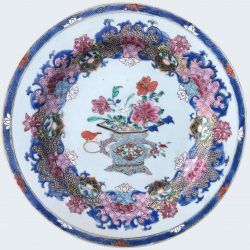 Famille rose Porcelaine Yongzheng (1723-1735), Chine Famille rose Porcelaine Yongzheng (1723-1735), Chine