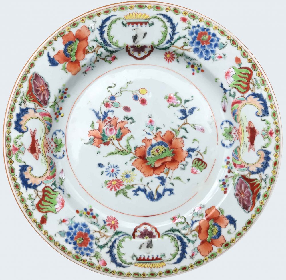 Porcelaine Yongzheng (1723-1735) ou époque Qianlong (1735-1795), Chine Porcelaine Yongzheng (1723-1735) ou époque Qianlong (1735-1795), Chine