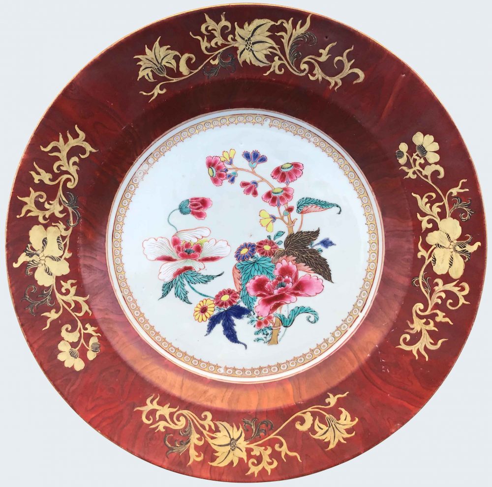 Famille rose Porcelaine Yongzheng (1723-1735) / Qianlong (1736-1795), circa 1730-1750, Chine Famille rose Porcelaine Yongzheng (1723-1735) / Qianlong (1736-1795), circa 1730-1750, Chine