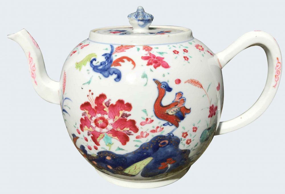 Porcelaine Qianlong (1735-1795), circa 1750-60, Chine Porcelaine Qianlong (1735-1795), circa 1750-60, Chine