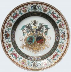 Porcelaine Yongzheng (1723-1735), circa 1735, Chine Porcelaine Yongzheng (1723-1735), circa 1735, Chine