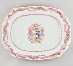 Porcelaine qianlong (1735-1795), ca. 1769, Chine Porcelaine qianlong (1735-1795), ca. 1769, Chine
