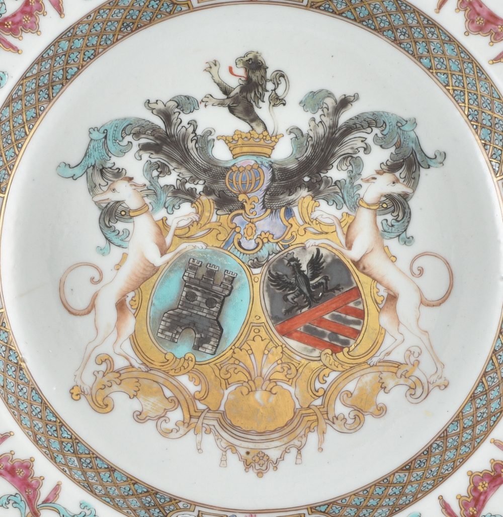 Porcelaine Yongzheng (1723-1735), circa 1735, Chine Porcelaine Yongzheng (1723-1735), circa 1735, Chine