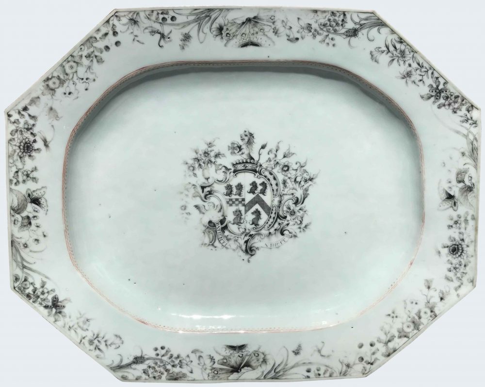 Porcelaine Qianlong (1735-1795), circa 1750, Chine Porcelaine Qianlong (1735-1795), circa 1750, Chine