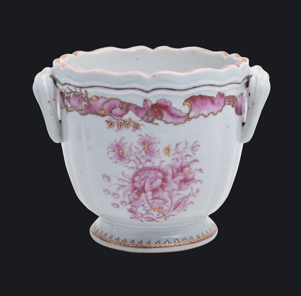 Famille rose Porcelaine Qianlong (1735-1795), ca. 1740, Chine Famille rose Porcelaine Qianlong (1735-1795), ca. 1740, Chine