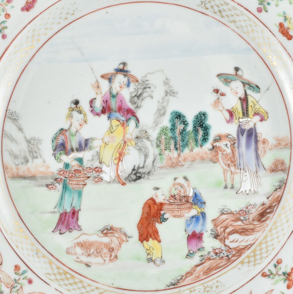 Famille rose Porcelaine Qianlong (1735-1795), circa 1760, Chine Famille rose Porcelaine Qianlong (1735-1795), circa 1760, Chine