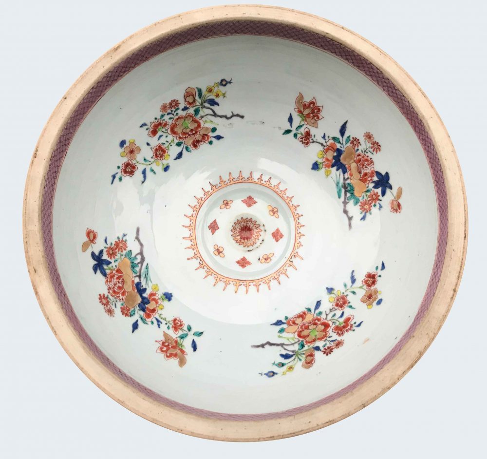 Porcelaine Yongzheng (1723-1735), circa 1724, Chine Porcelaine Yongzheng (1723-1735), circa 1724, Chine