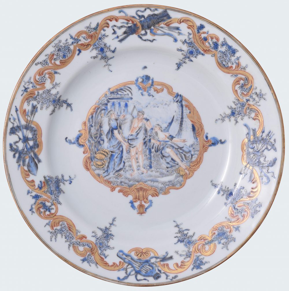 Porcelain Qianlong (1735-1795), circa 1745/1750, China Porcelain Qianlong (1735-1795), circa 1745/1750, China