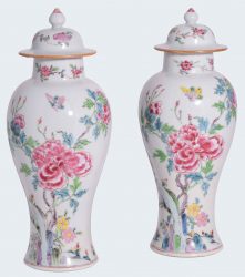 Porcelaine Yongzheng (1723-1735), circa 1725, China