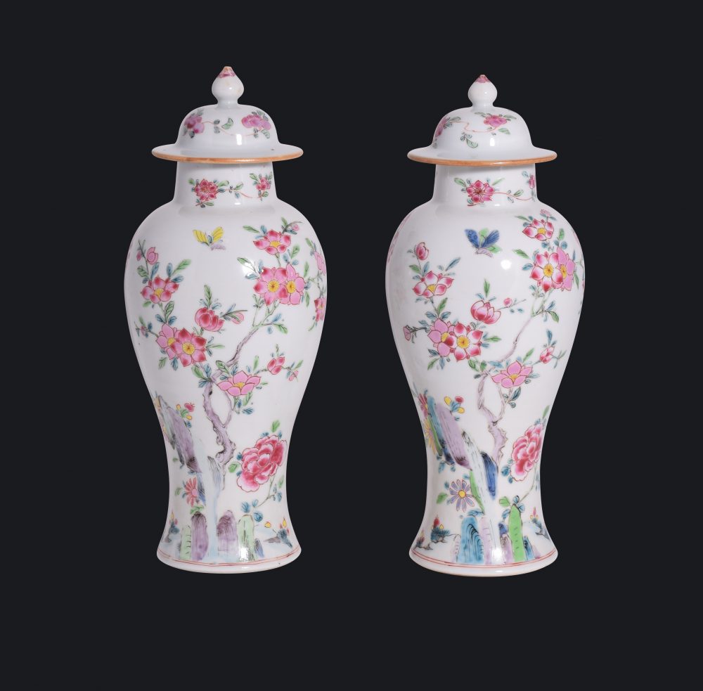 Porcelaine Yongzheng (1723-1735), circa 1725, China Porcelaine Yongzheng (1723-1735), circa 1725, China