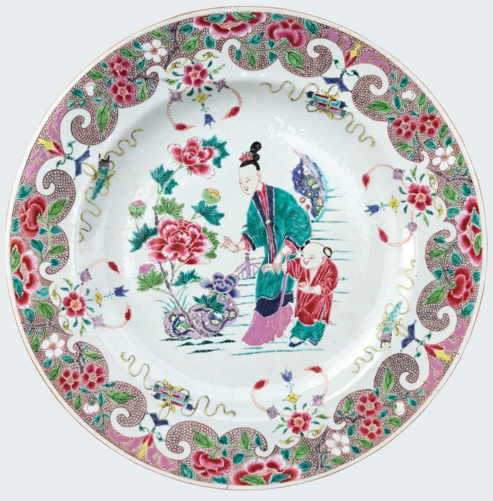 Porcelaine Yongzheng (1723-1735) / Qianlong (1736-1795), circa 1730/1740, Chine Porcelaine Yongzheng (1723-1735) / Qianlong (1736-1795), circa 1730/1740, Chine