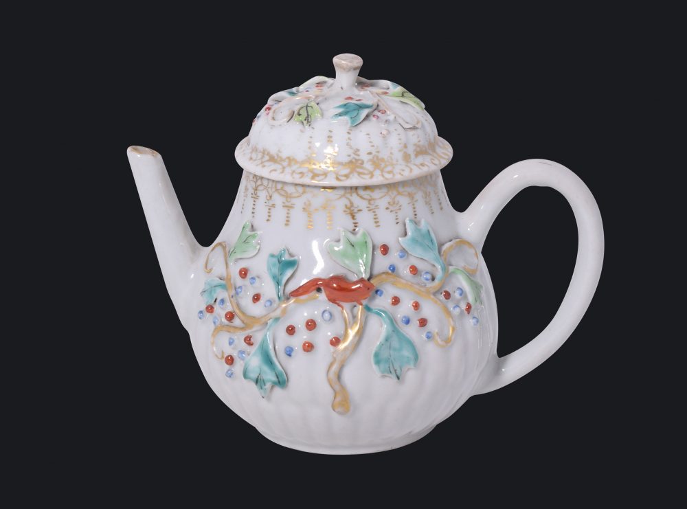 Porcelaine Qianlong (1735-1795), circa 1770, Chine Porcelaine Qianlong (1735-1795), circa 1770, Chine