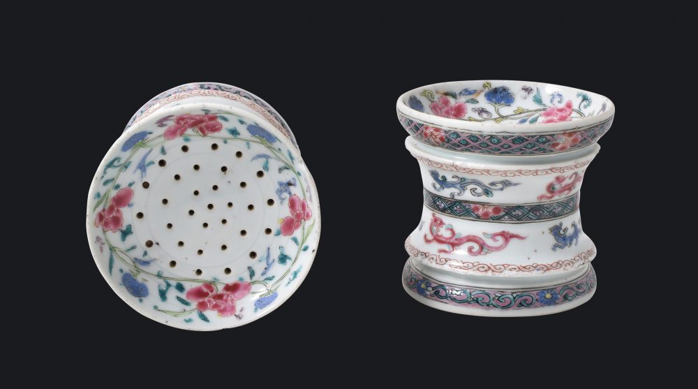 Porcelaine Yongzheng (1723-1735), ca. 1735, Chine Porcelaine Yongzheng (1723-1735), ca. 1735, Chine