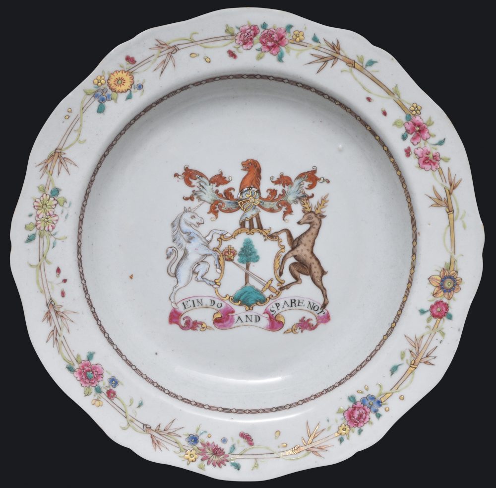 Porcelaine Qianlong (1735-1795), ca. 1760, Chine Porcelaine Qianlong (1735-1795), ca. 1760, Chine
