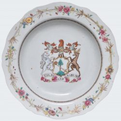 Porcelaine Qianlong (1735-1795), ca. 1760, Chine Porcelaine Qianlong (1735-1795), ca. 1760, Chine