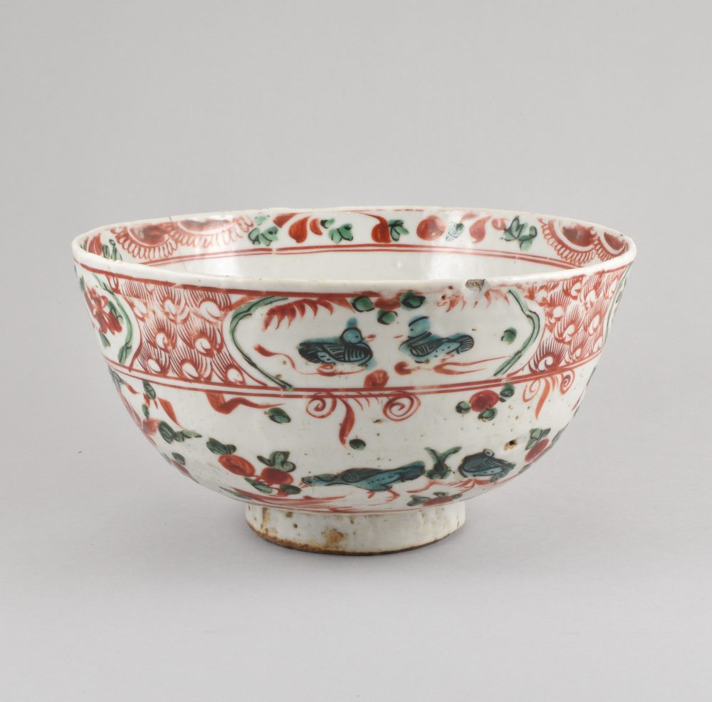 Porcelaine Ming dynasty (1368–1644), 16eme/17eme siècle, Chine Porcelaine Ming dynasty (1368–1644), 16eme/17eme siècle, Chine