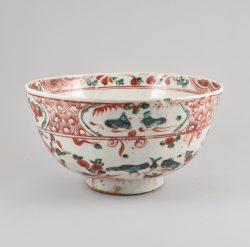 Porcelaine Ming dynasty (1368–1644), 16eme/17eme siècle, Chine Porcelaine Ming dynasty (1368–1644), 16eme/17eme siècle, Chine