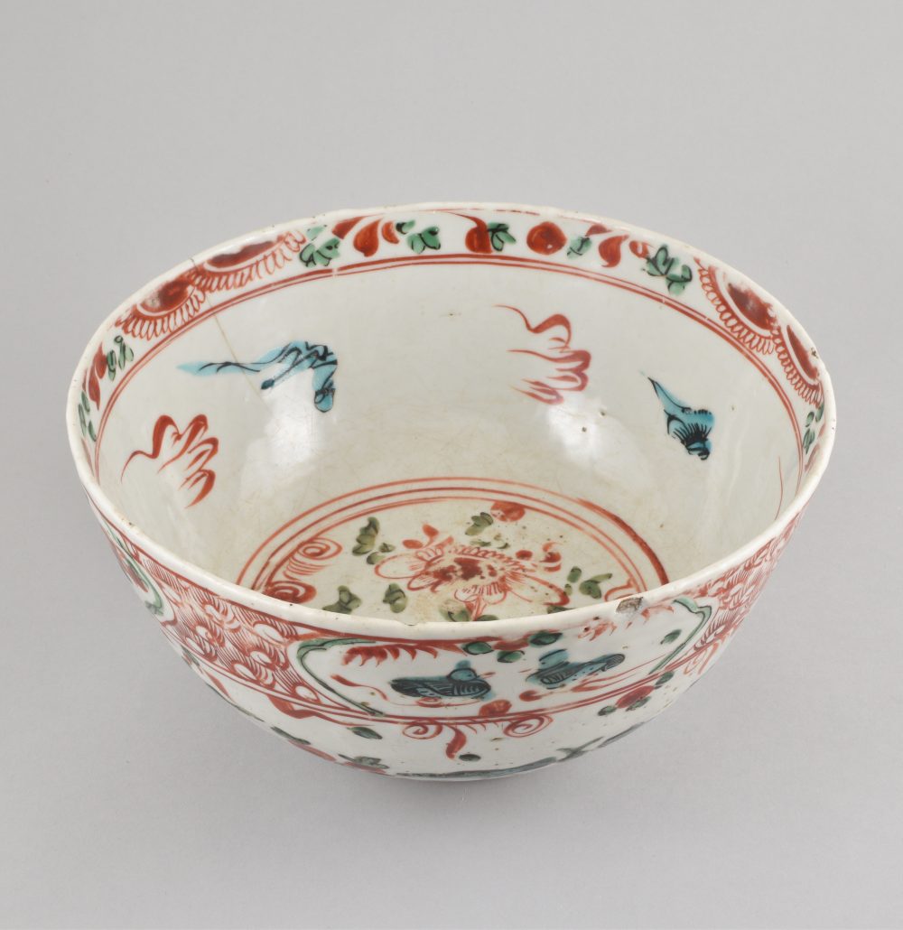 Porcelaine Ming dynasty (1368–1644), 16eme/17eme siècle, Chine Porcelaine Ming dynasty (1368–1644), 16eme/17eme siècle, Chine