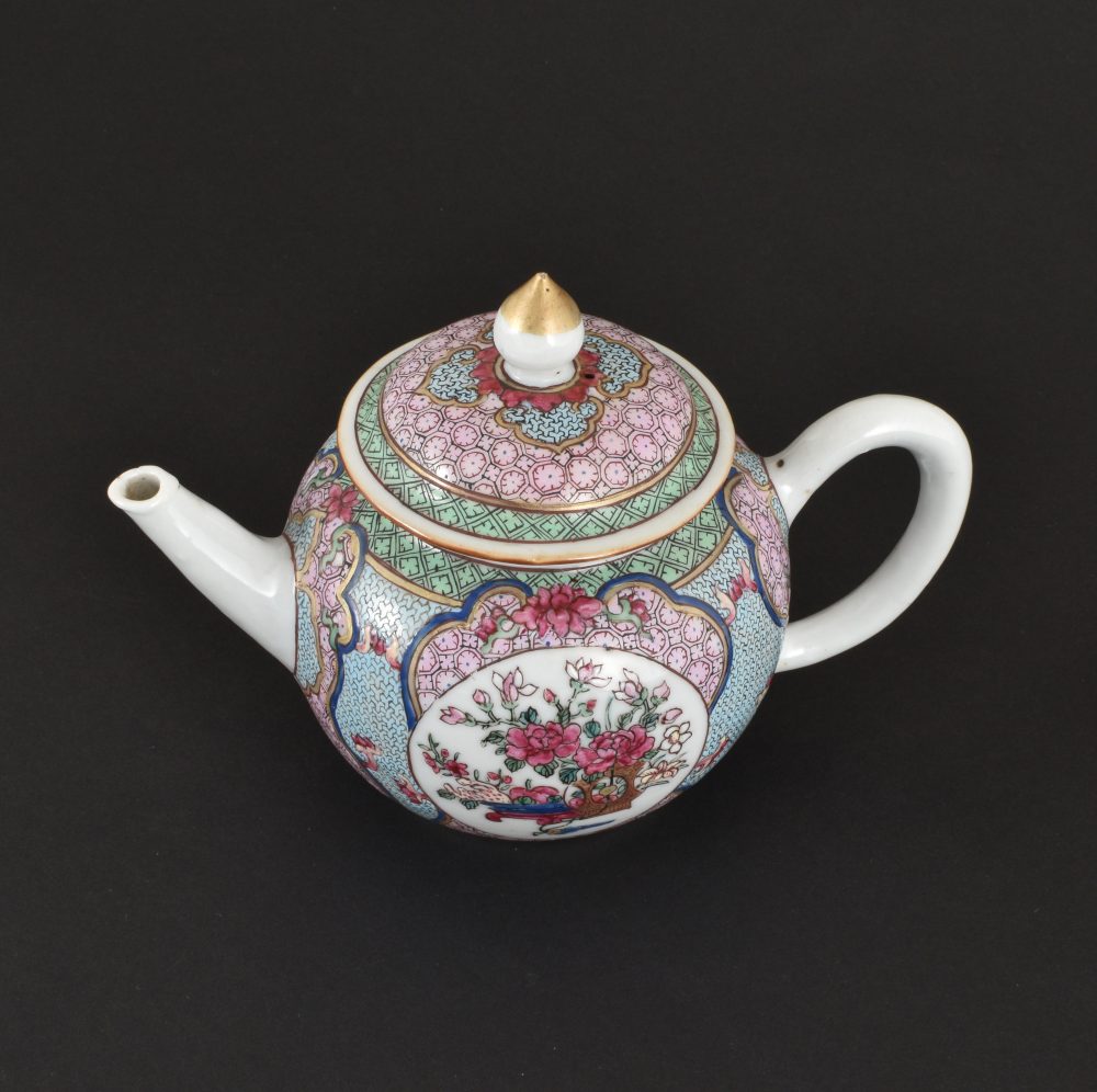 Famille rose Porcelaine Yongzheng (1723-1735), Chine Famille rose Porcelaine Yongzheng (1723-1735), Chine