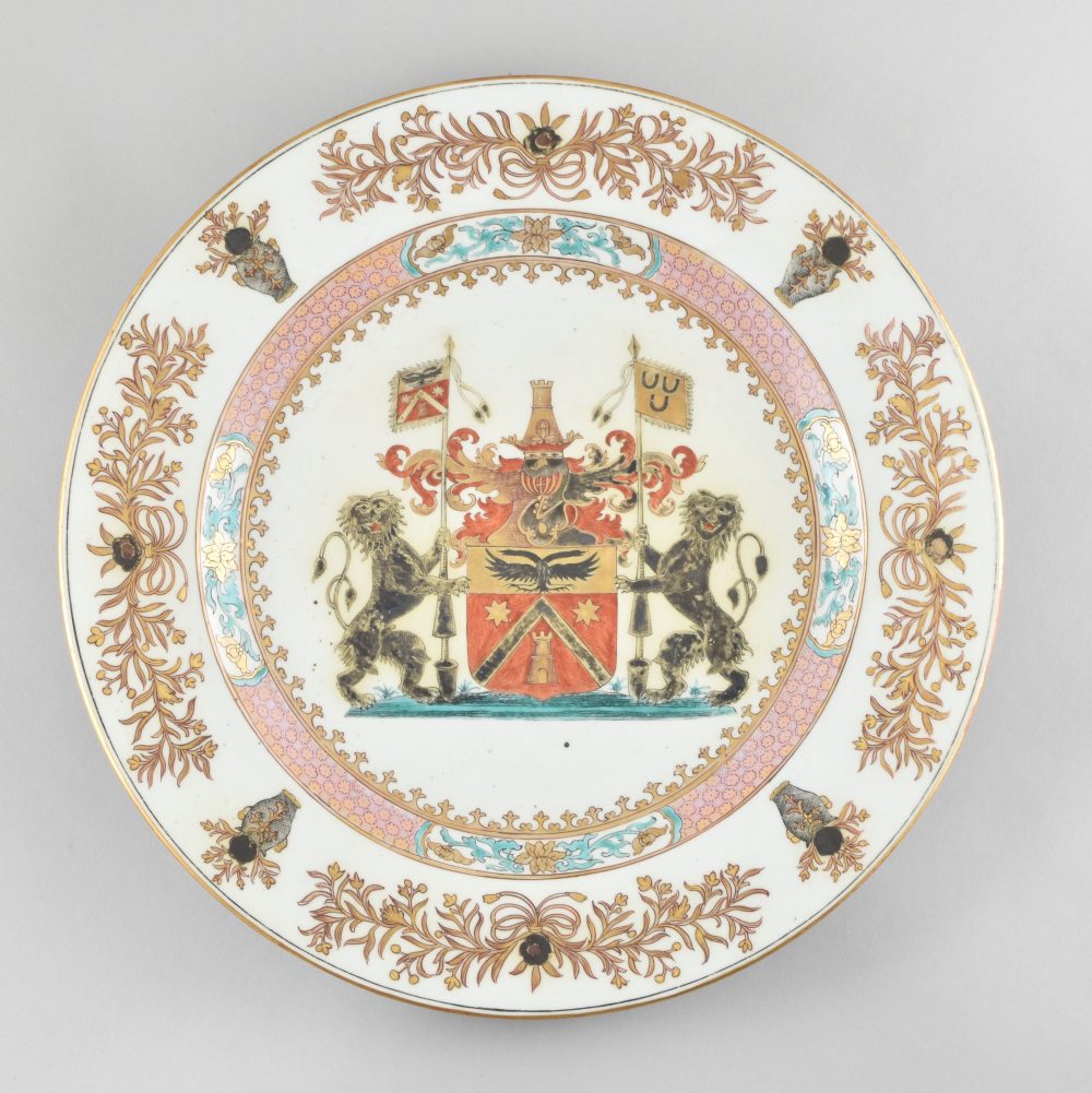 Porcelaine Yongzheng (1723-1735), ca. 1734, Chine Porcelaine Yongzheng (1723-1735), ca. 1734, Chine