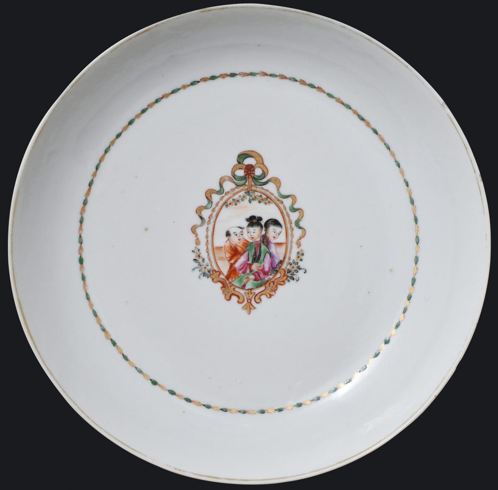 Famille rose Porcelaine Qianlong (1735-1795), circa 1780, Chine Famille rose Porcelaine Qianlong (1735-1795), circa 1780, Chine