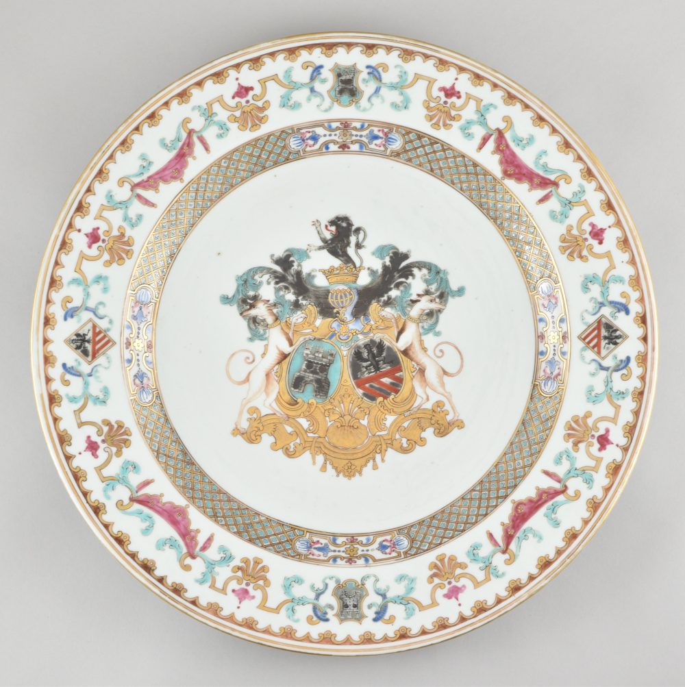 Porcelaine Yongzheng (1723-1735), ca. 1735, Chine Porcelaine Yongzheng (1723-1735), ca. 1735, Chine