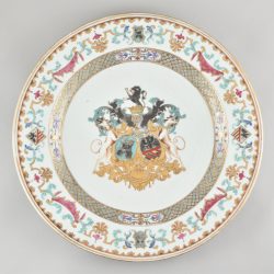 Porcelaine Yongzheng (1723-1735), ca. 1735, Chine Porcelaine Yongzheng (1723-1735), ca. 1735, Chine