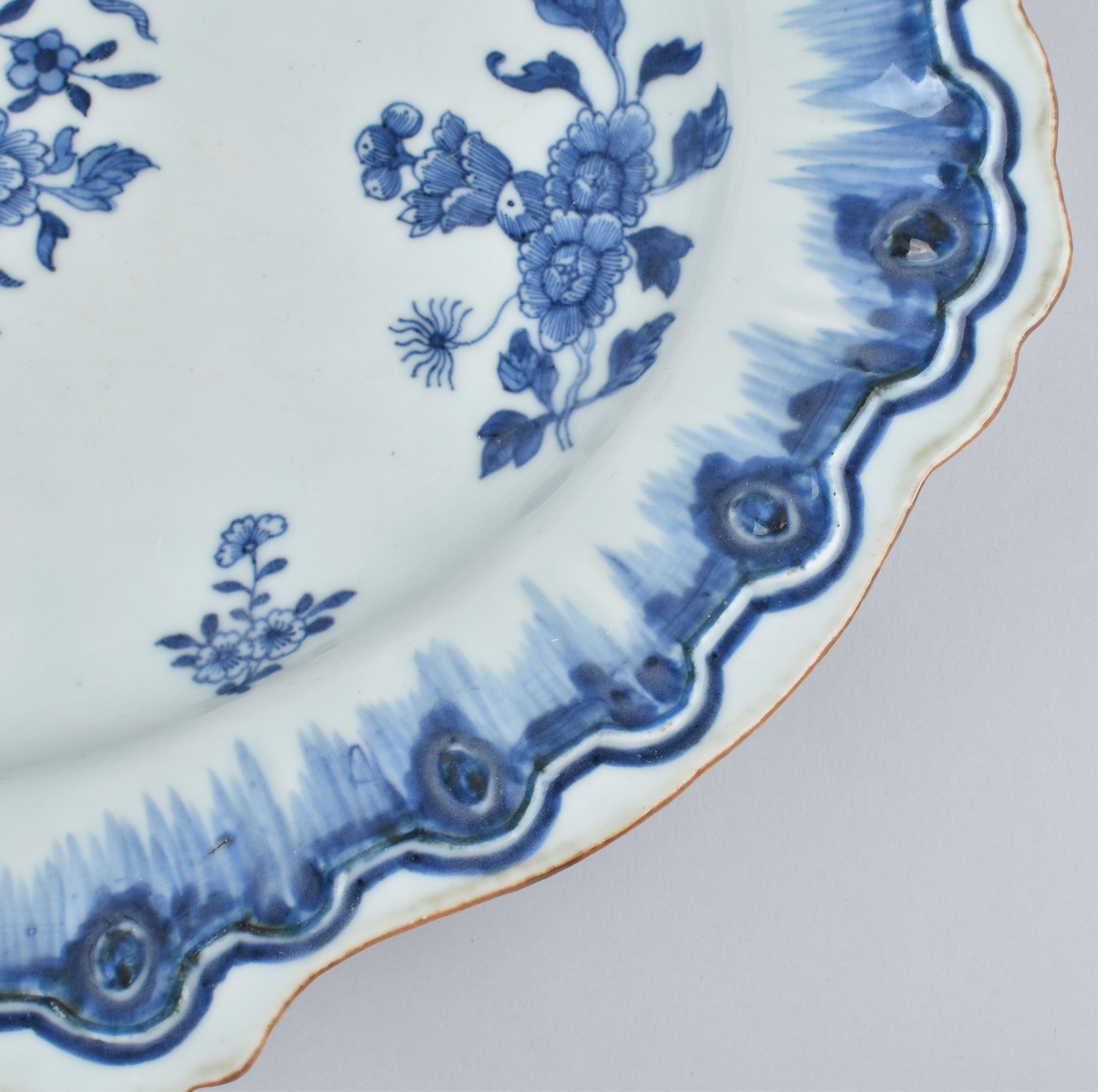 Porcelaine Qianlong (1735-1795), circa 1770, Chine Porcelaine Qianlong (1735-1795), circa 1770, Chine