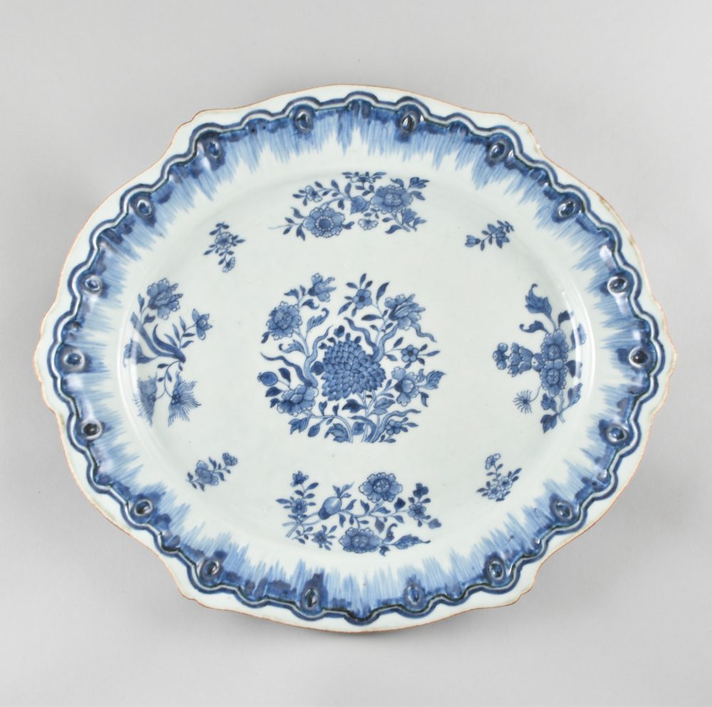 Porcelaine Qianlong (1735-1795), circa 1770, Chine Porcelaine Qianlong (1735-1795), circa 1770, Chine