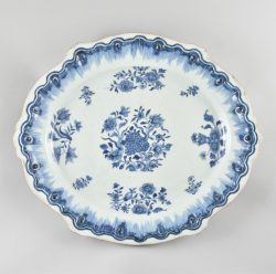 Porcelaine Qianlong (1735-1795), circa 1770, Chine Porcelaine Qianlong (1735-1795), circa 1770, Chine