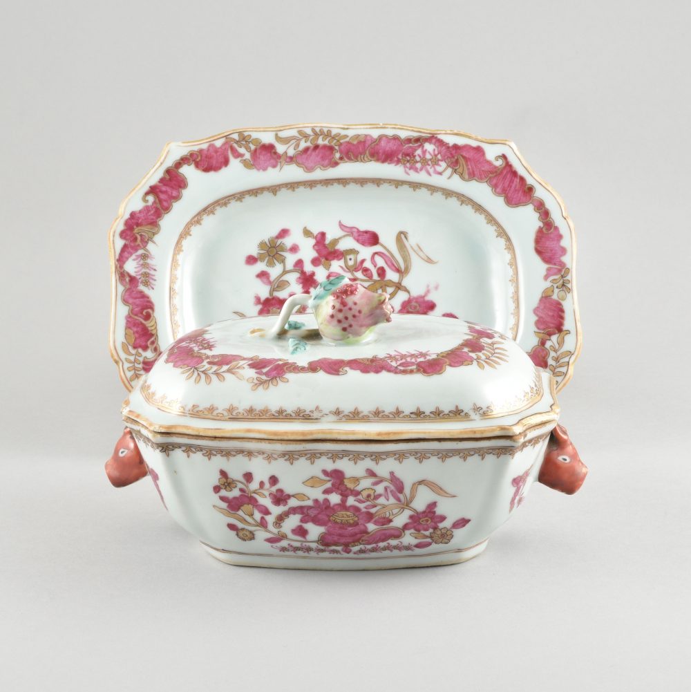 Famille rose Porcelaine Qianlong (1735-1795), circa 1760, Chine Famille rose Porcelaine Qianlong (1735-1795), circa 1760, Chine